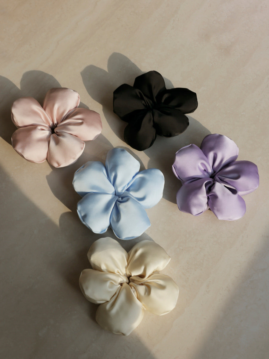 Cream Blossom White Scrunchie
