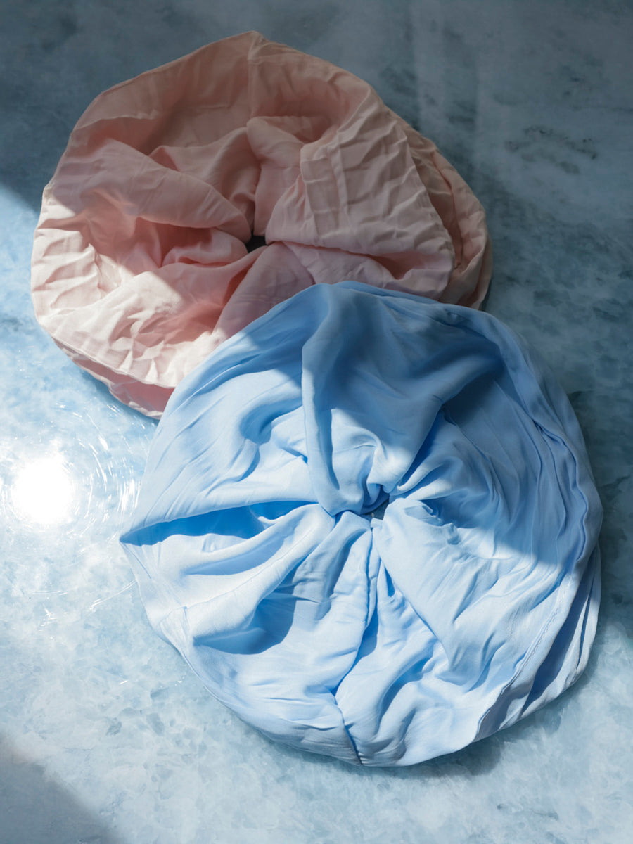 Light Flow Pink Scrunchie
