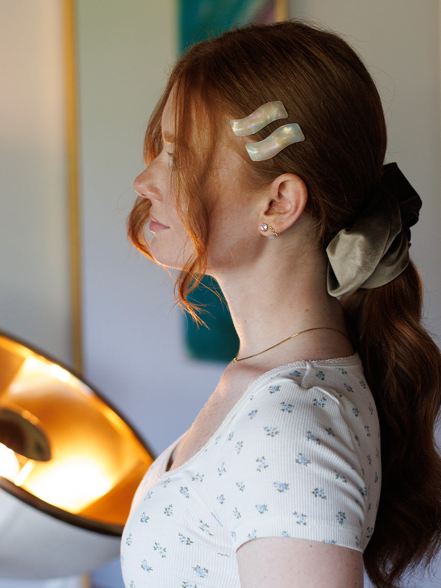 Simple Wave Set Hairpin