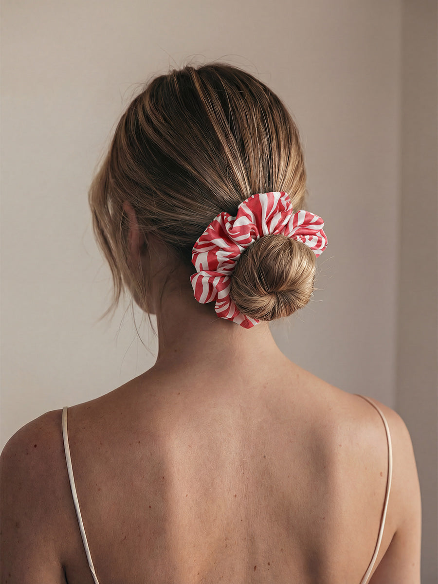 Beachy Vibe Scrunchie Red