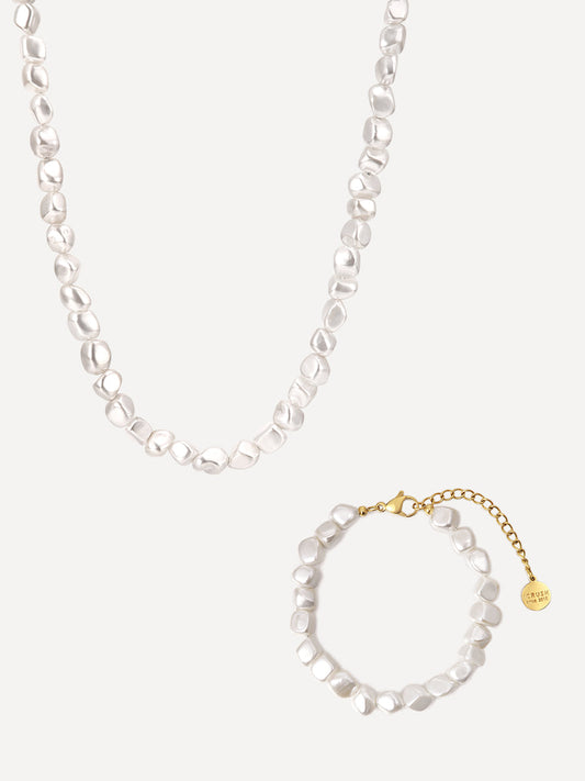 Delightful Pearl Set