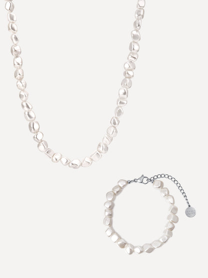 Delightful Pearl Set