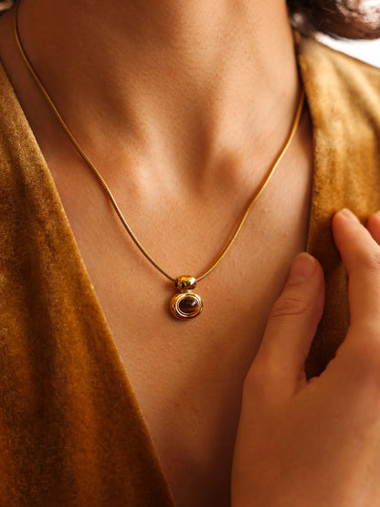 Lunar Elegance Kette