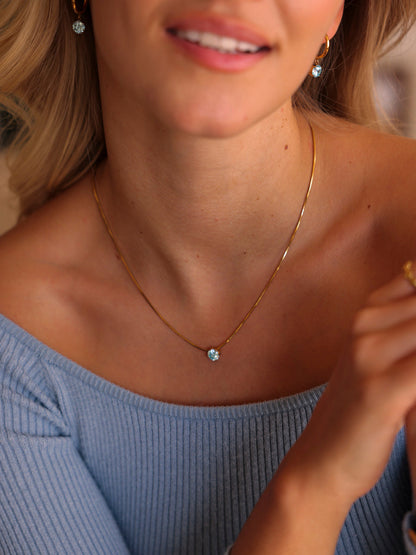 Crystal Delight Light Blue Kette