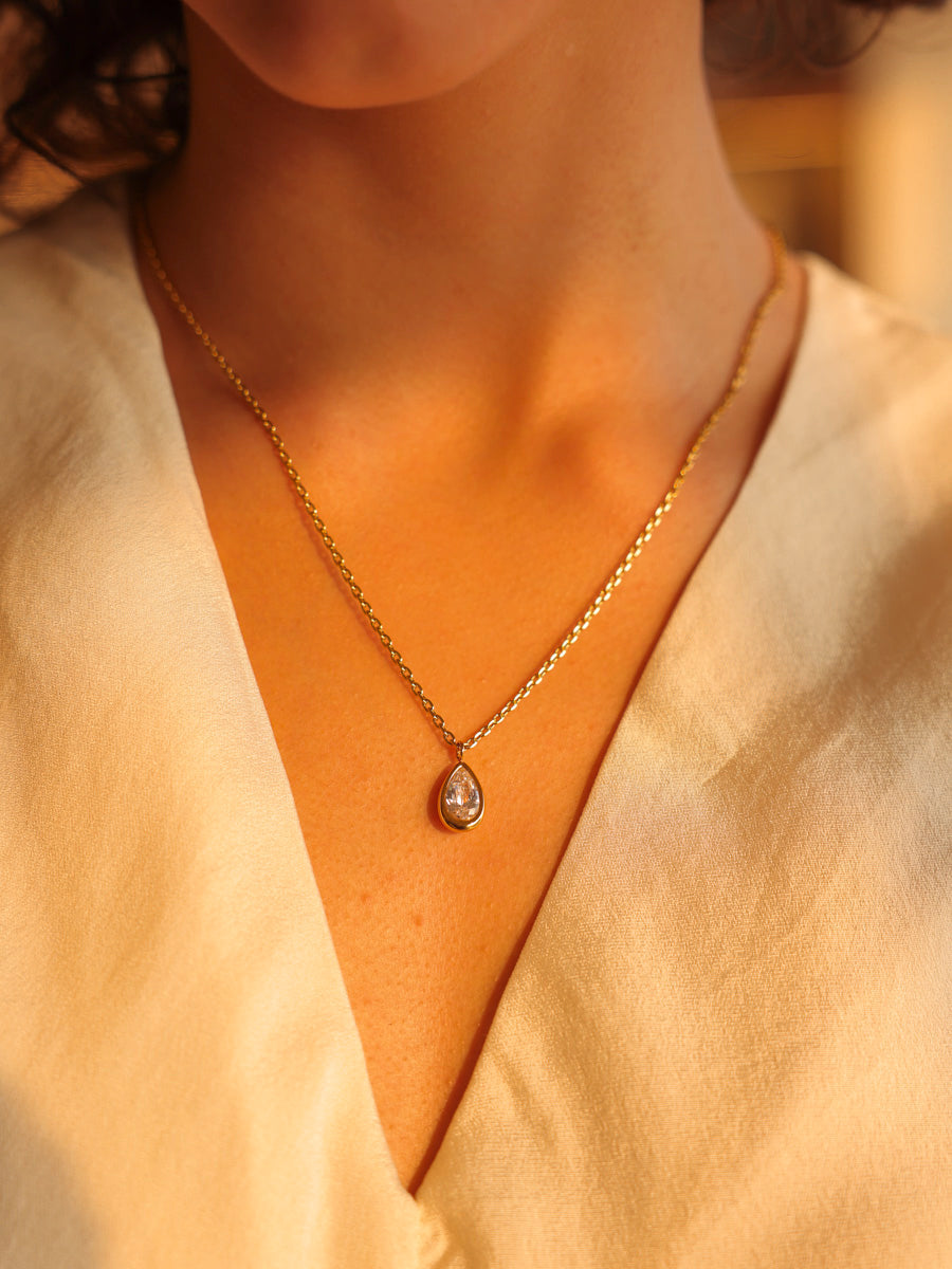 Gleaming Drop Kette