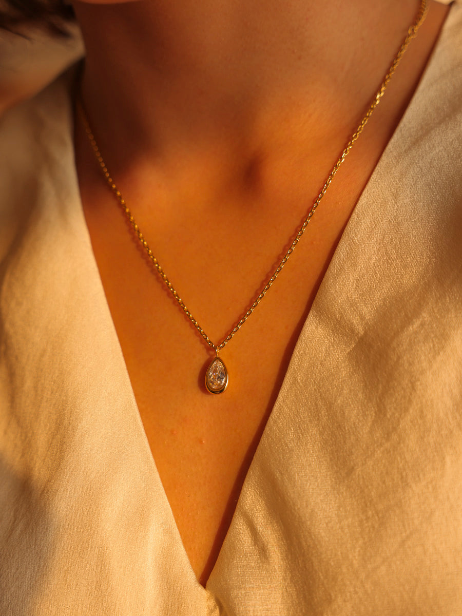 Gleaming Drop Kette