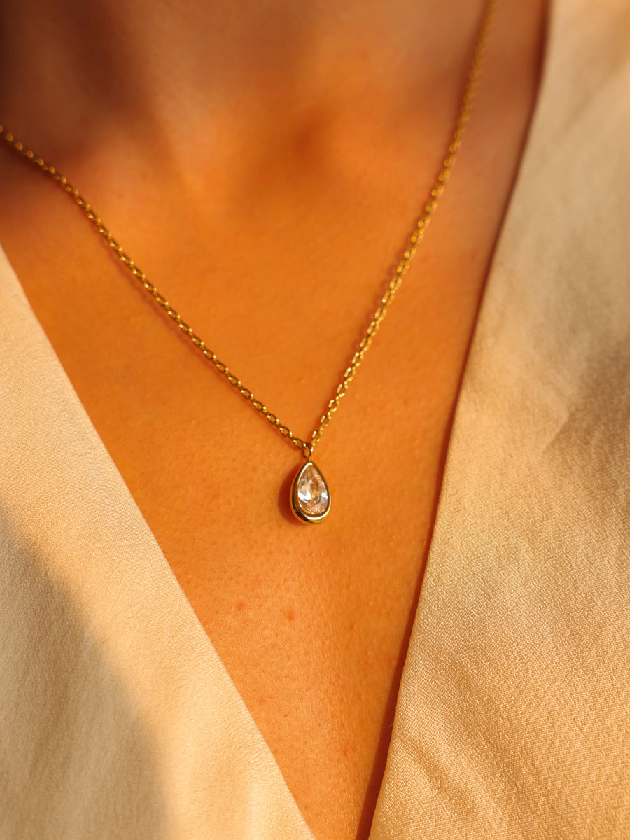 Gleaming Drop Kette