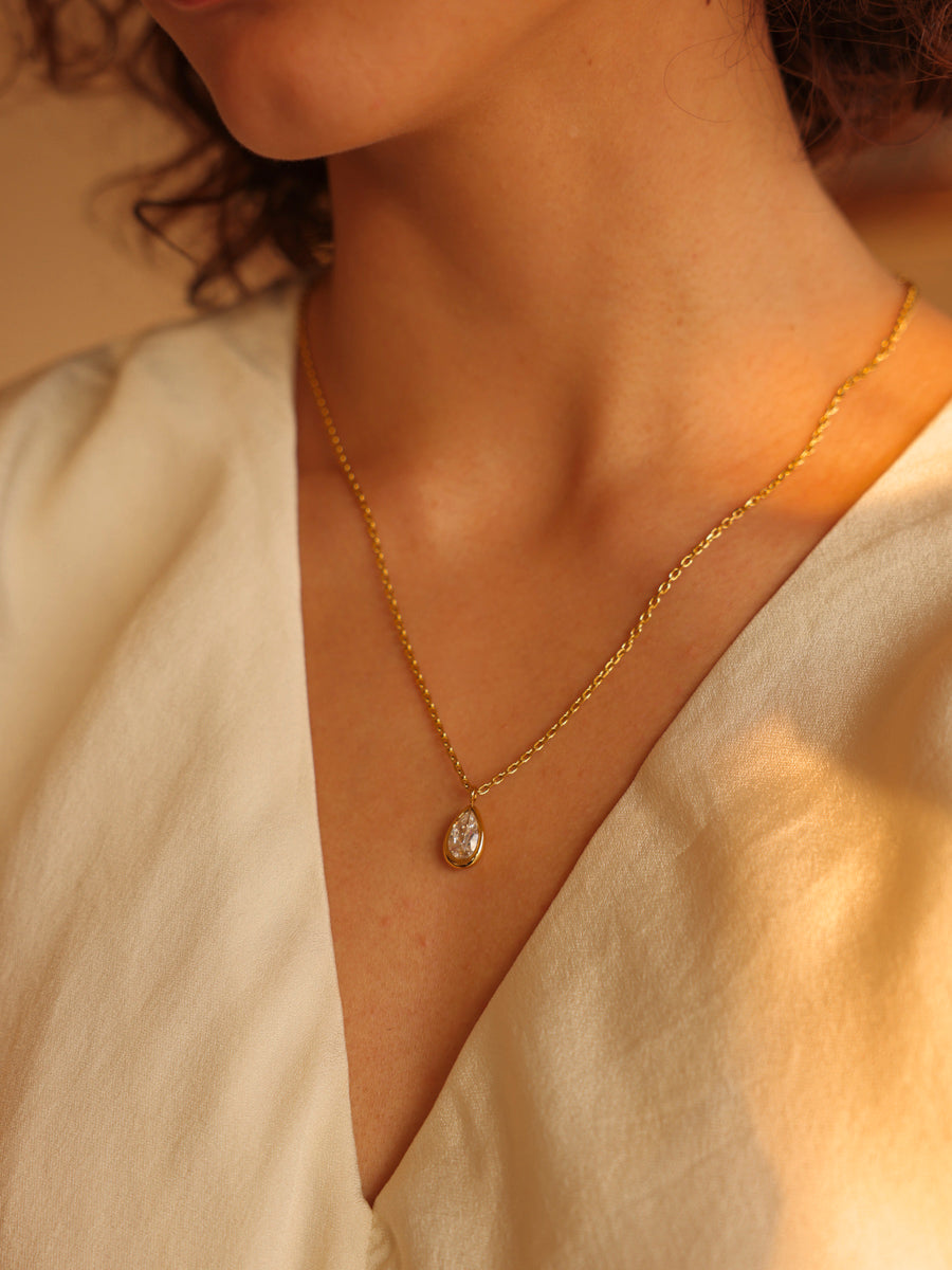 Gleaming Drop Kette