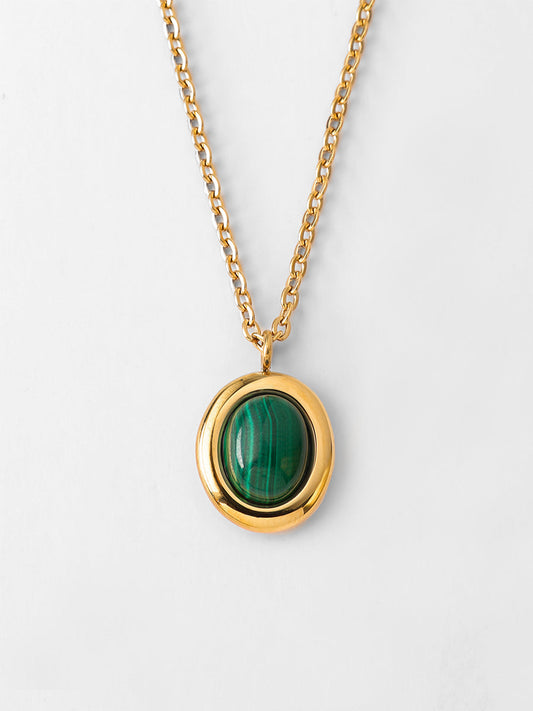 Chasing Starlight Dark Green Kette