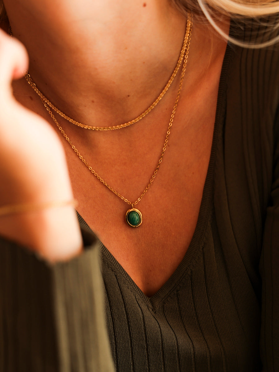 Chasing Starlight Dark Green Kette