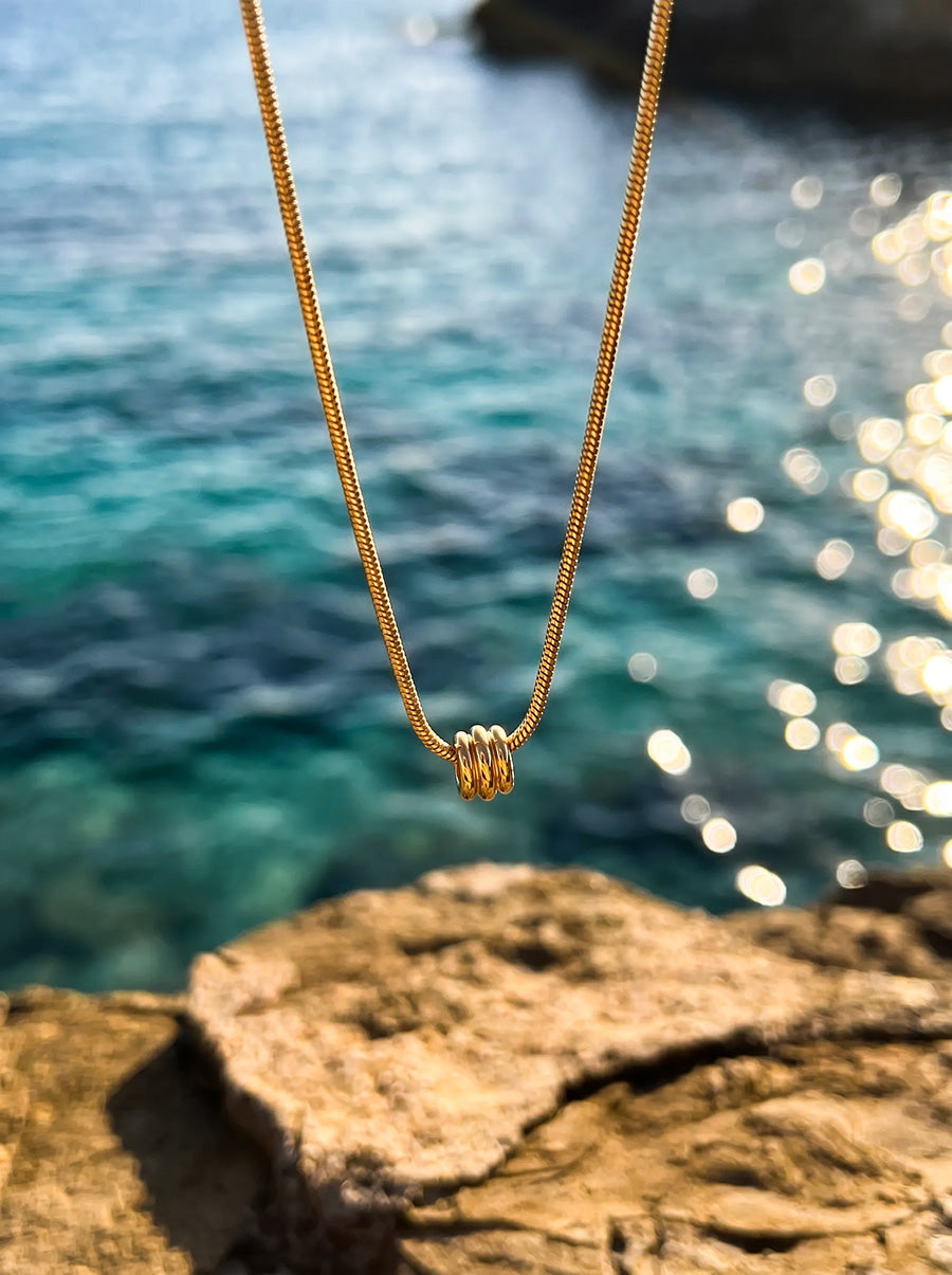 Serene Elegance Kette
