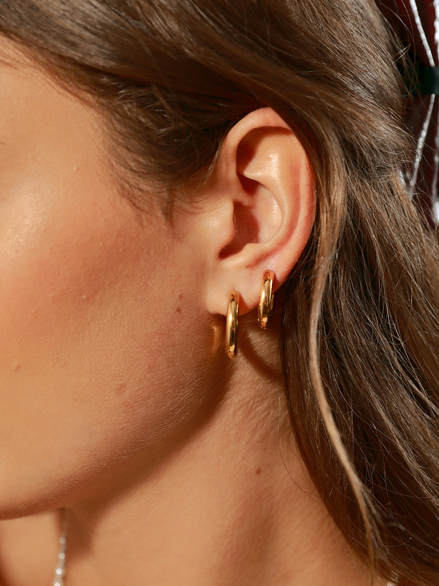 Smooth & Glossy Hoops Ohrringe Set
