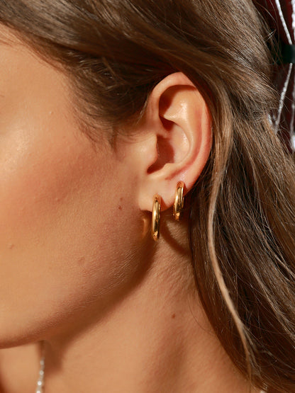 Smooth & Glossy Hoops Ohrringe Set