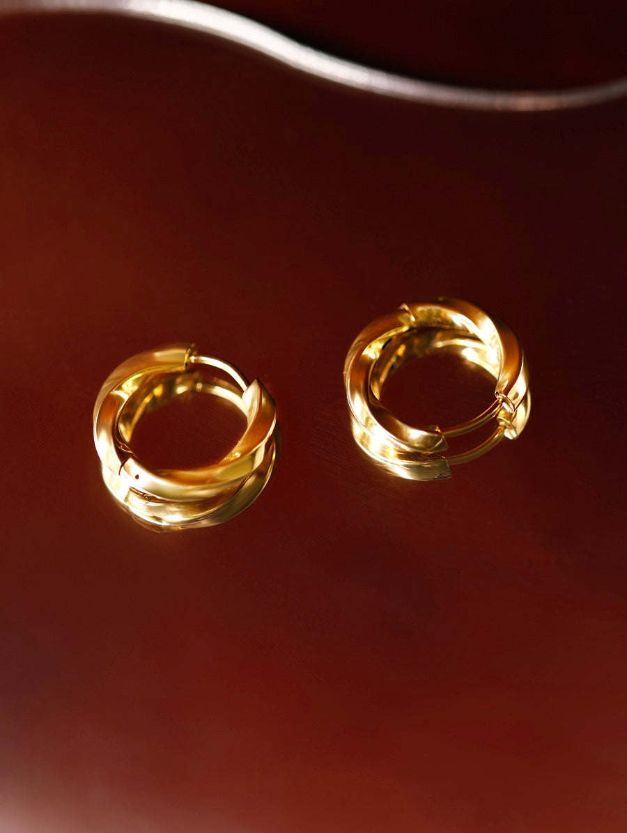 Small Twist Hoop Ohrringe