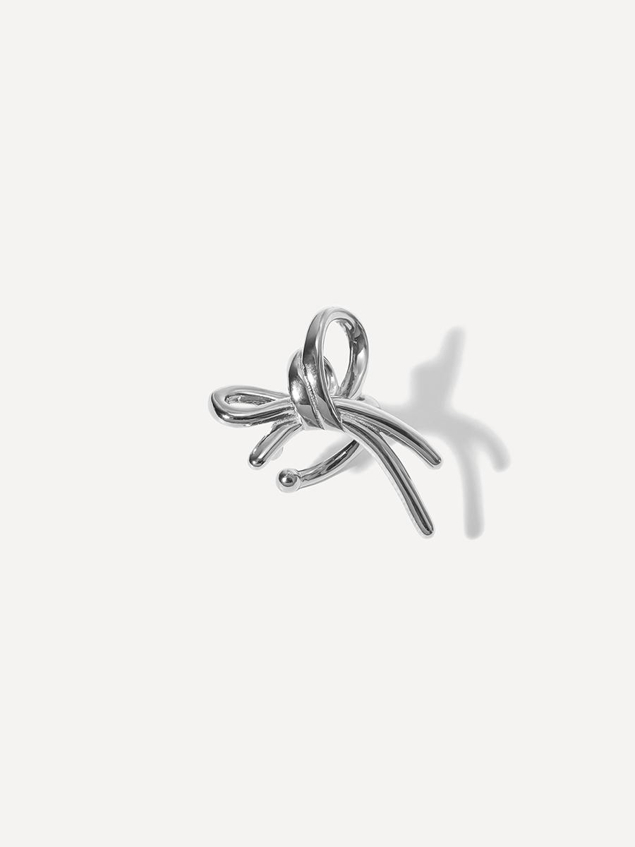 Twist Bow Earcuff