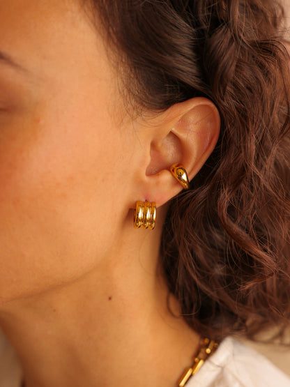 Sleek Curve Earcuff