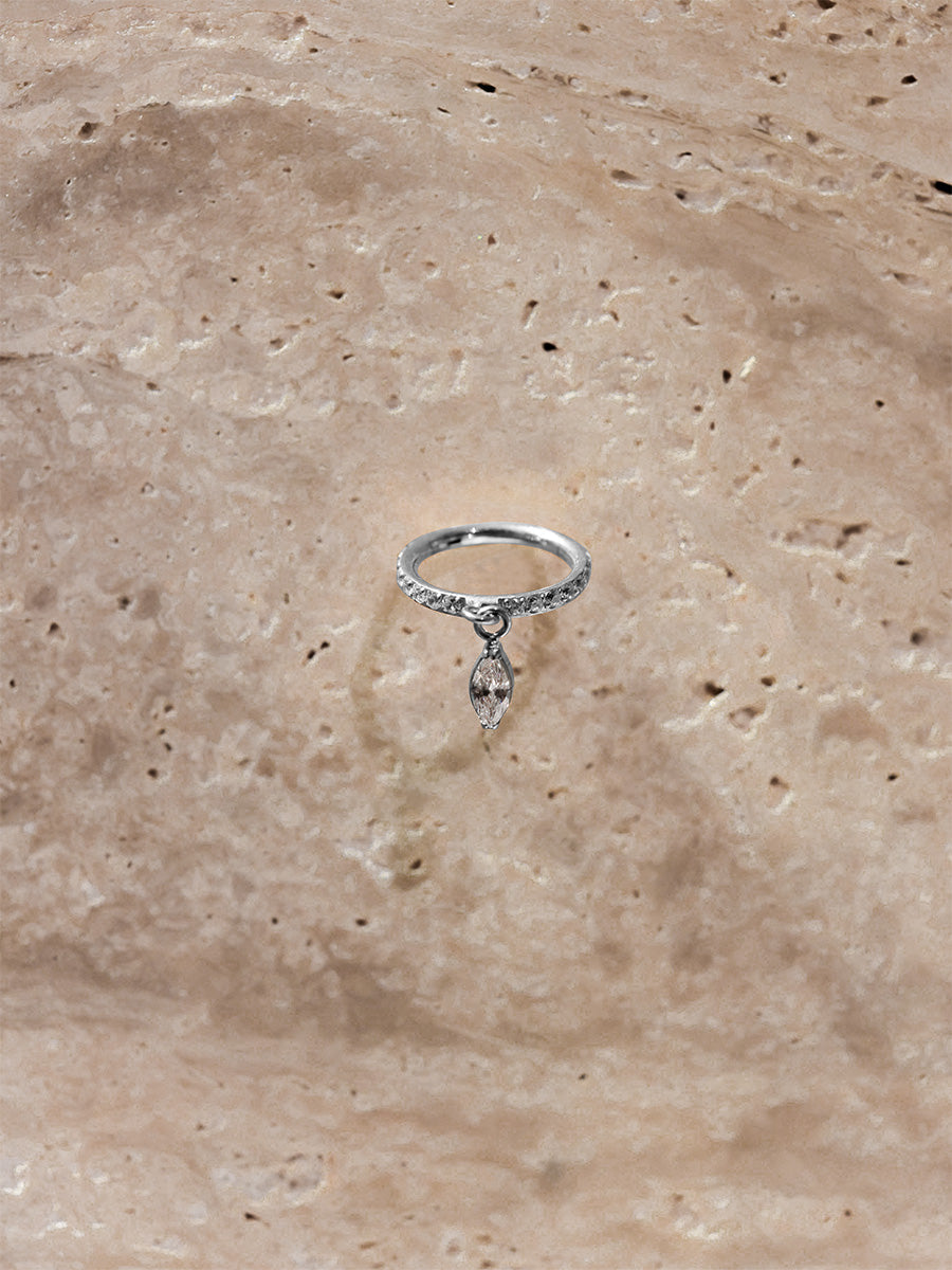 Shimmer Drop Titan Piercing