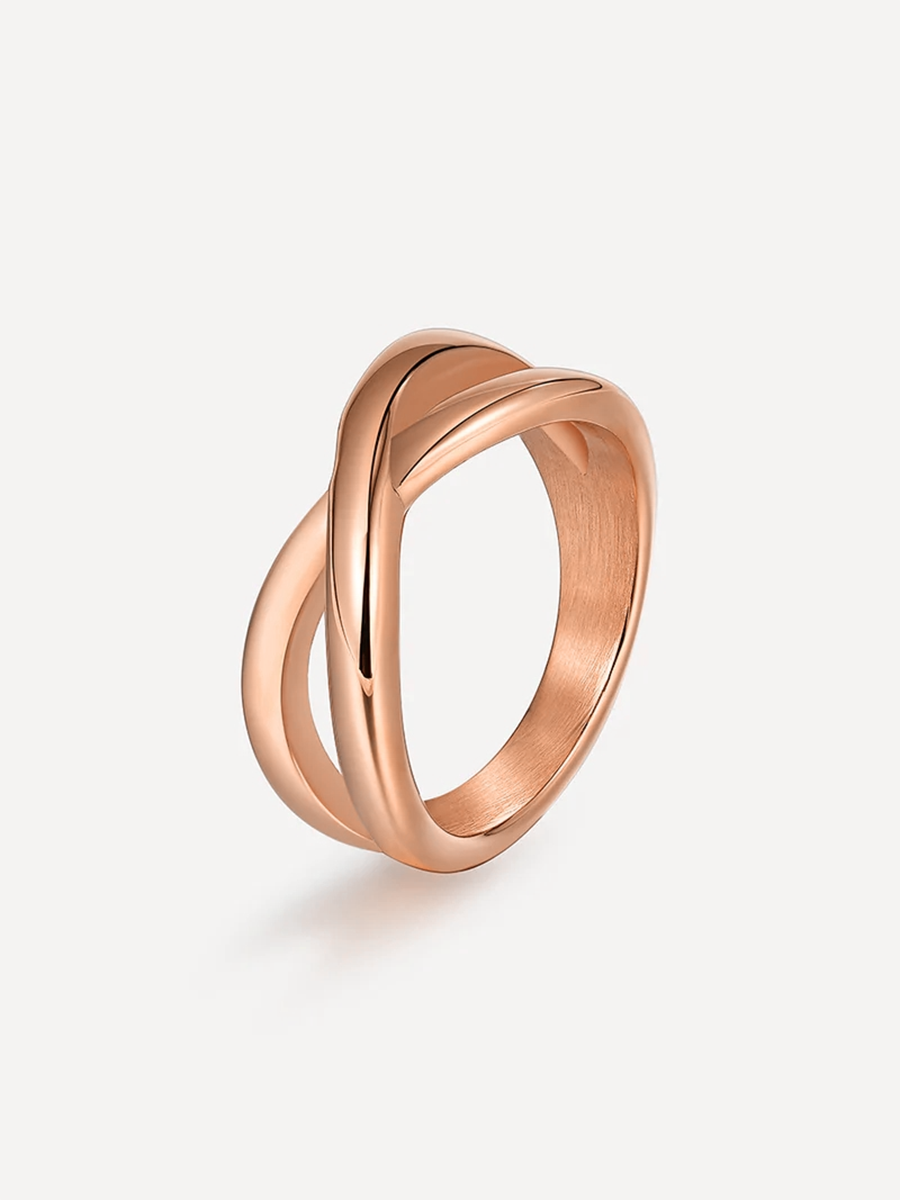 Crossing Path Ring