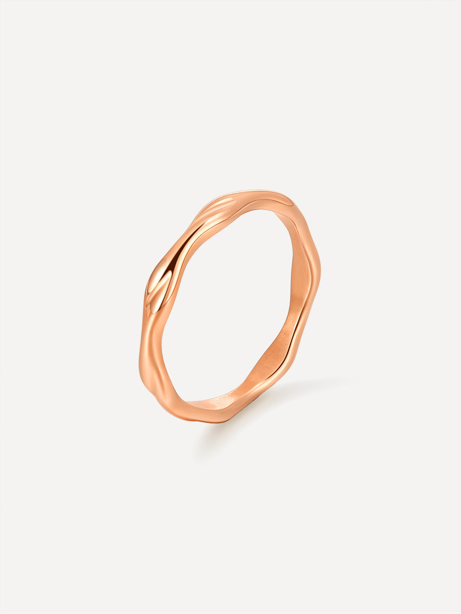 Classic Wave Ring