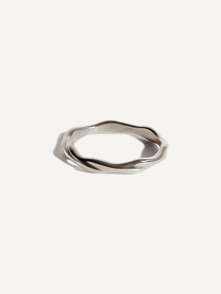 Classic Wave Ring