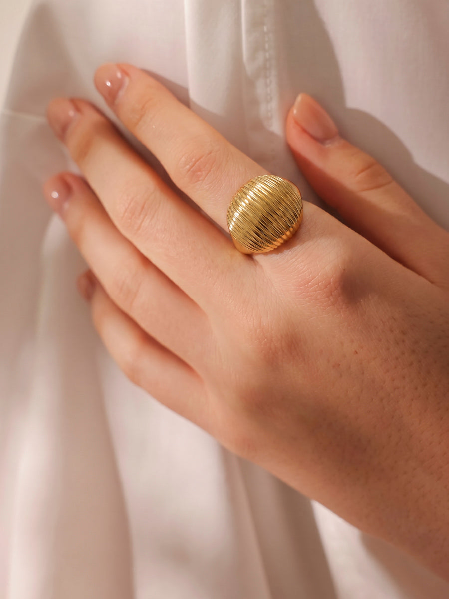 Sculpted Shine Ring