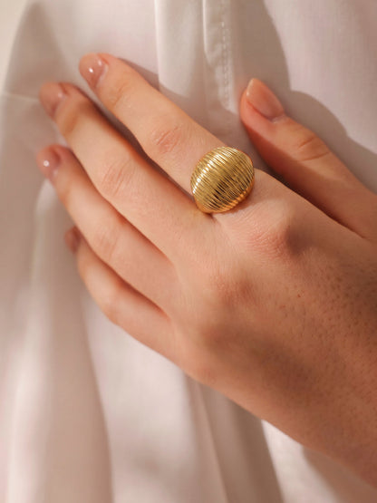 Sculpted Shine Ring