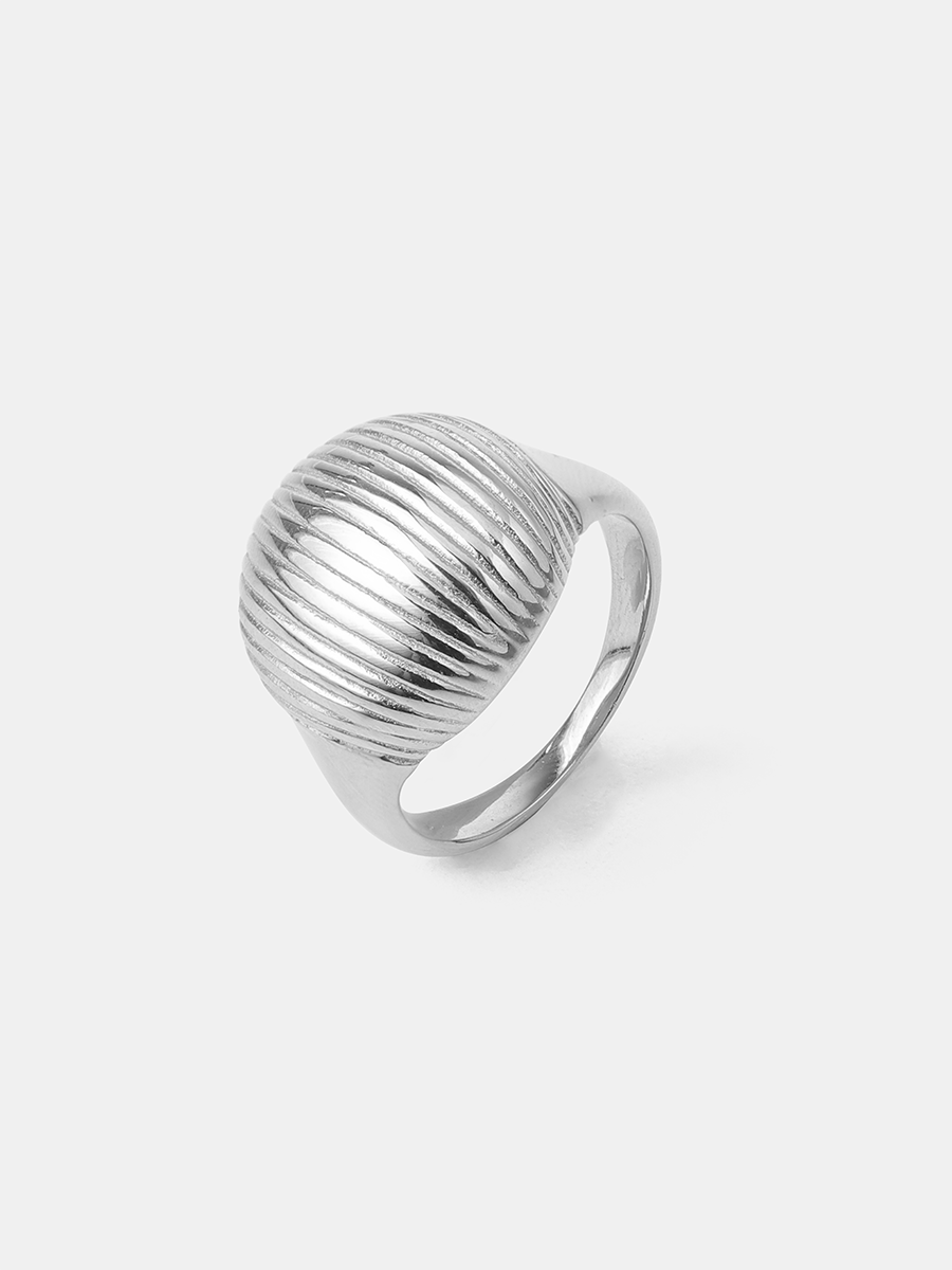 Sculpted Shine Ring