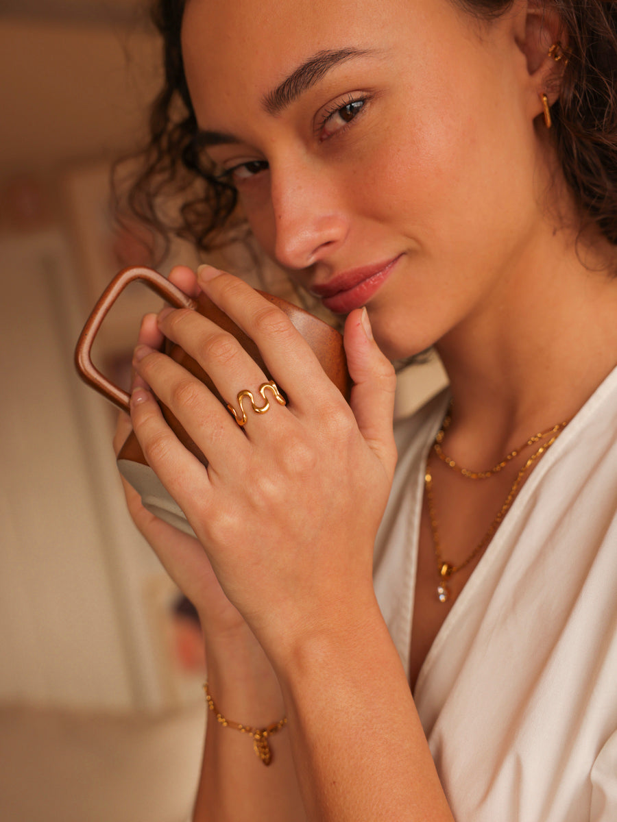 Graceful Wave Ring