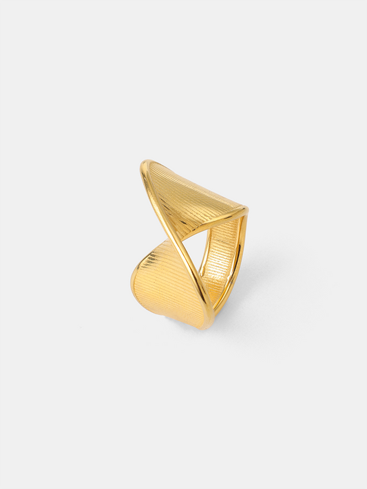 Twisted Beauty Ring