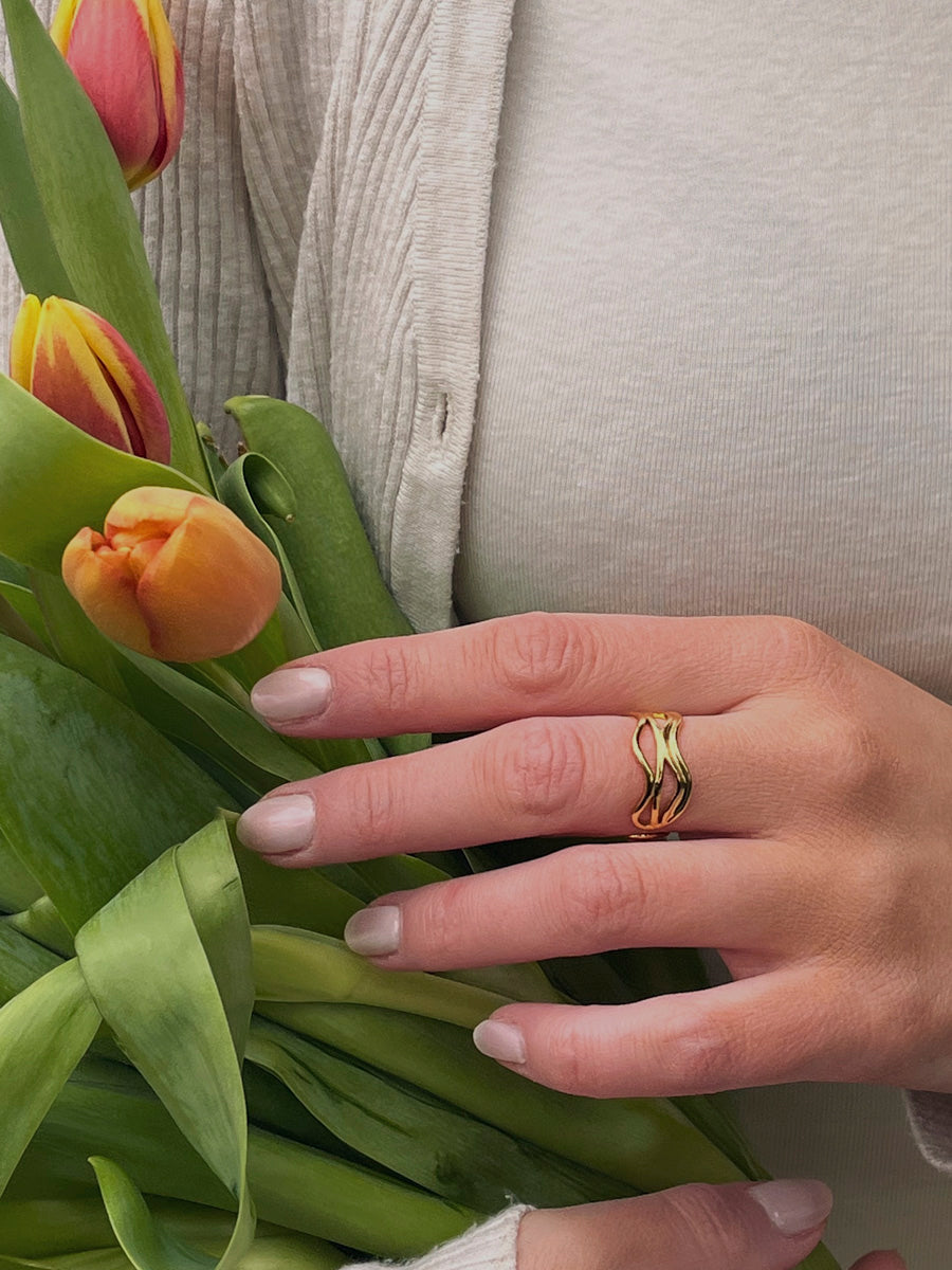 Whispering Wave Ring