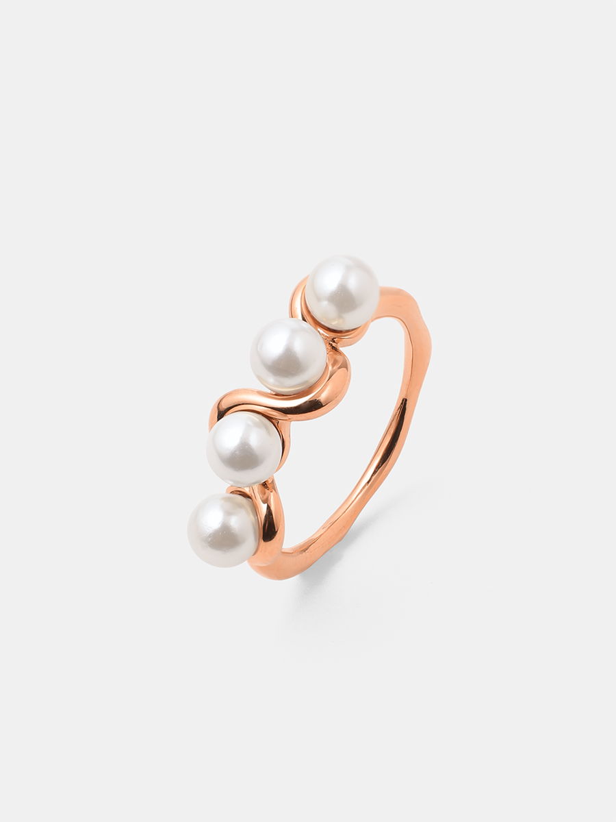 Fantasy Pearl Ring