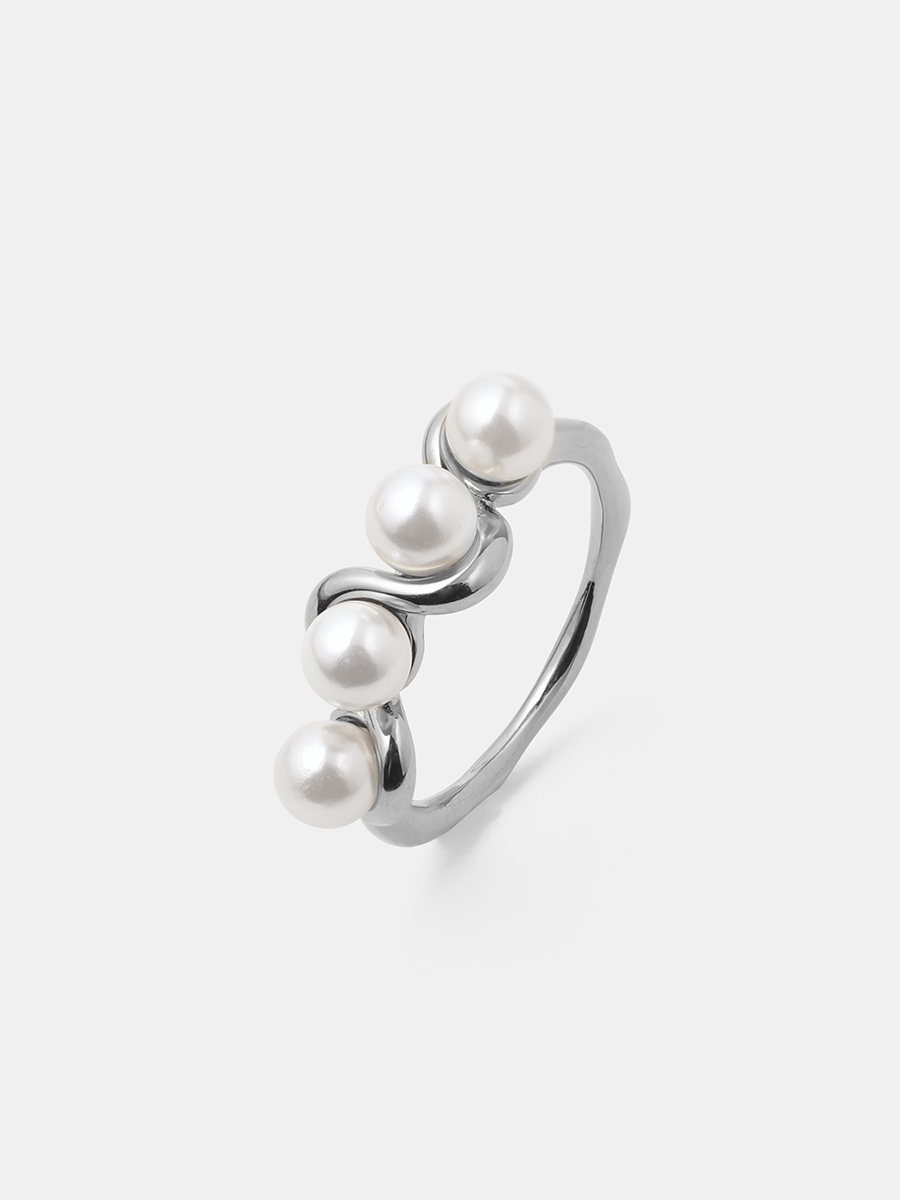 Fantasy Pearl Ring
