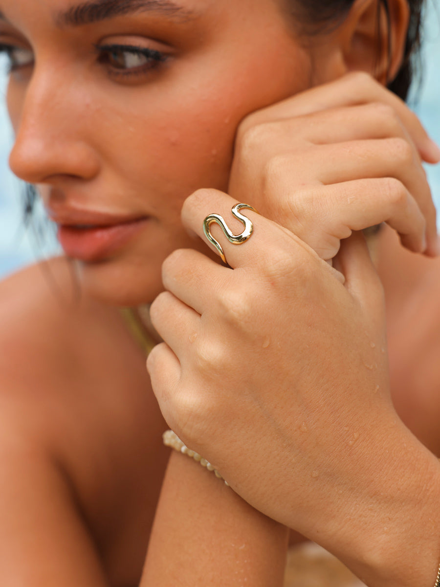 Twisted Elegance Ring