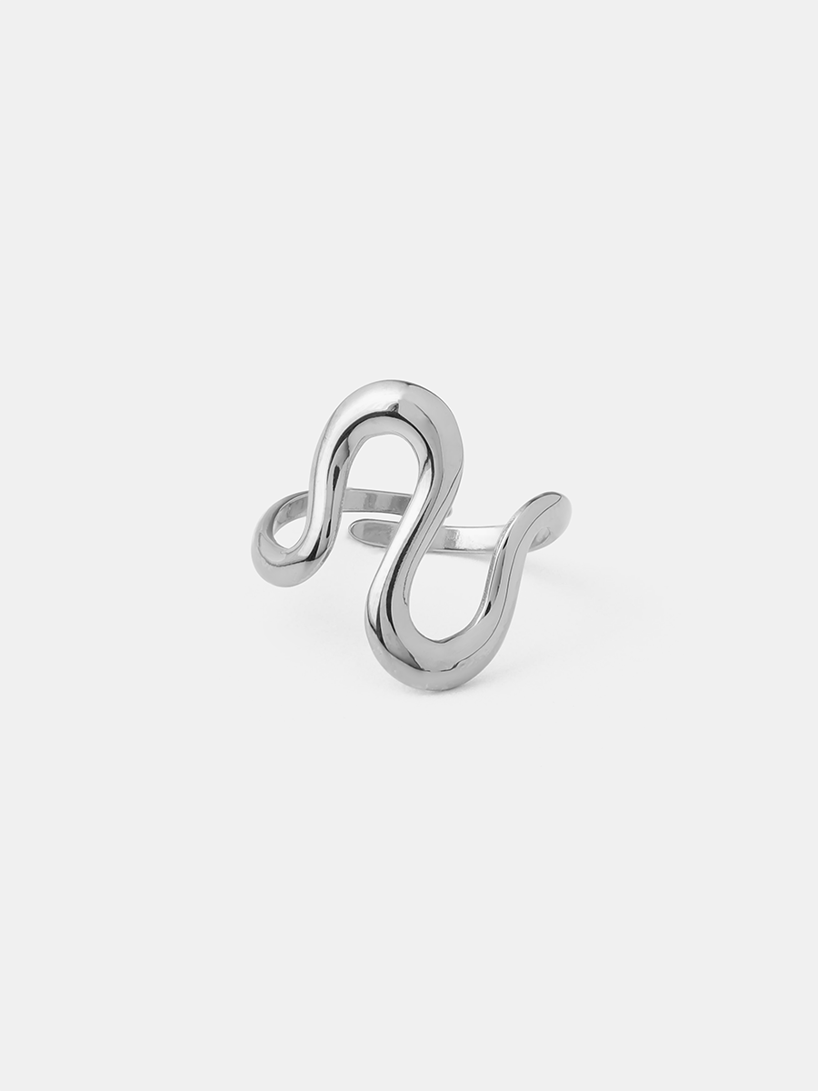 Twisted Elegance Ring