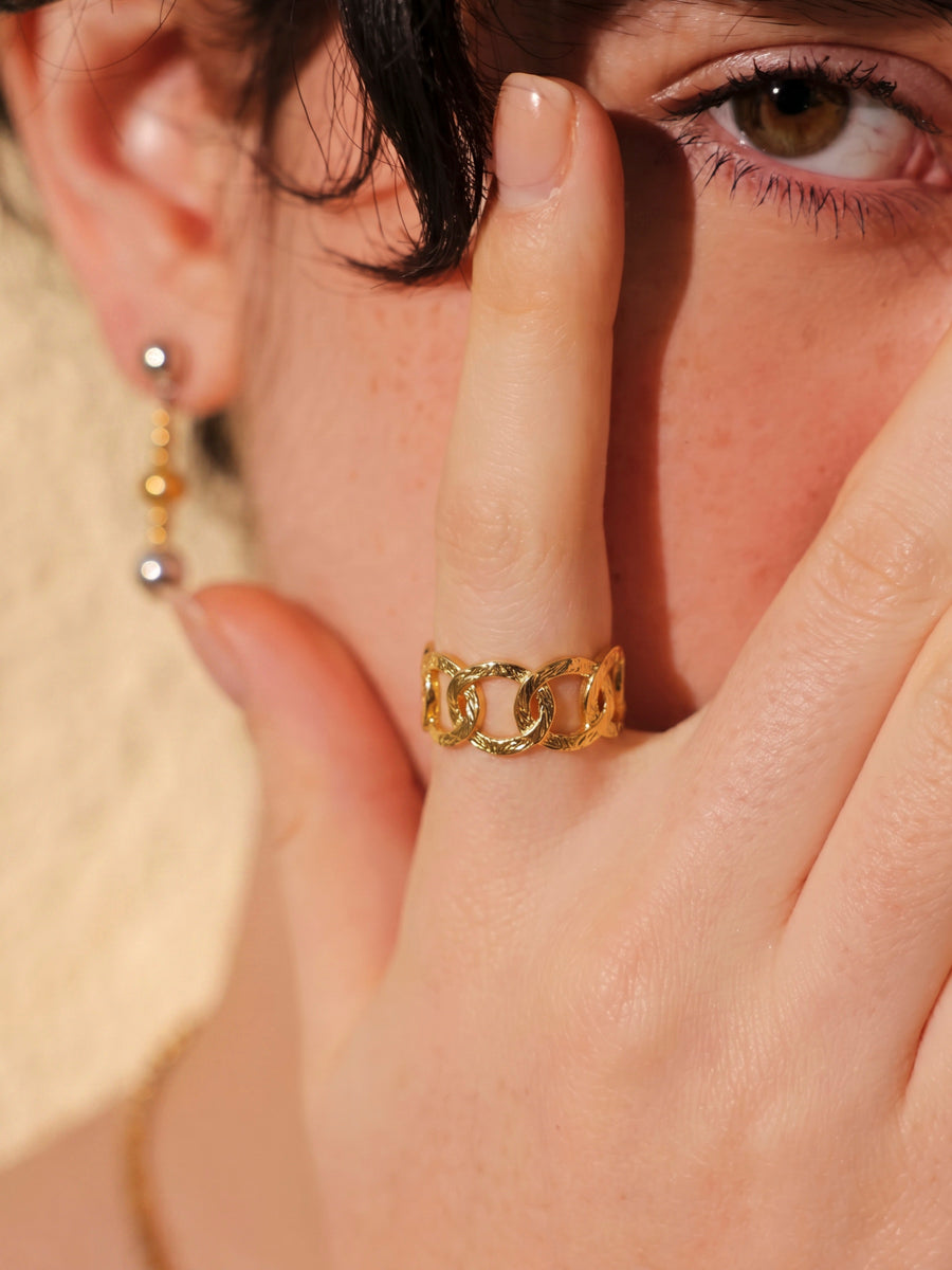 Hammered Elegance Ring