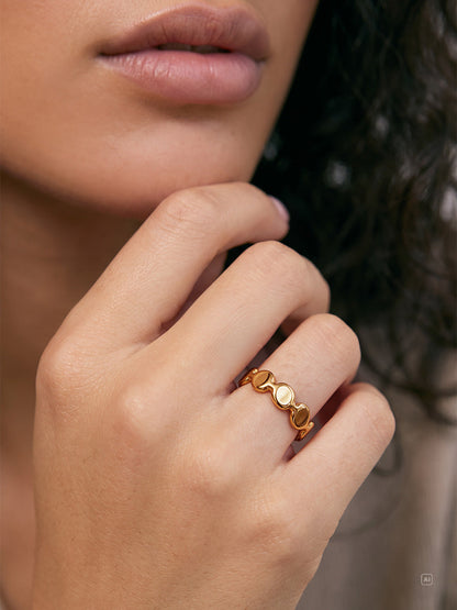 Fluid Pebble Ring