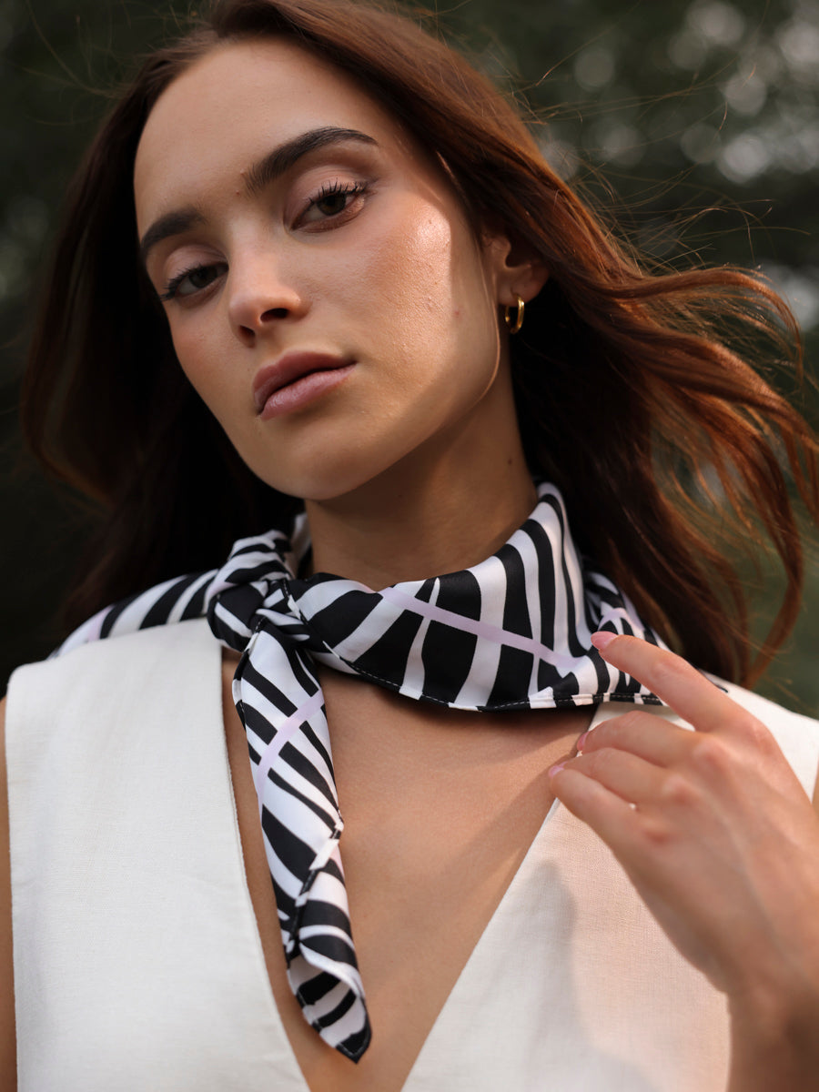 Wild Stripes Zebra-print Tuch
