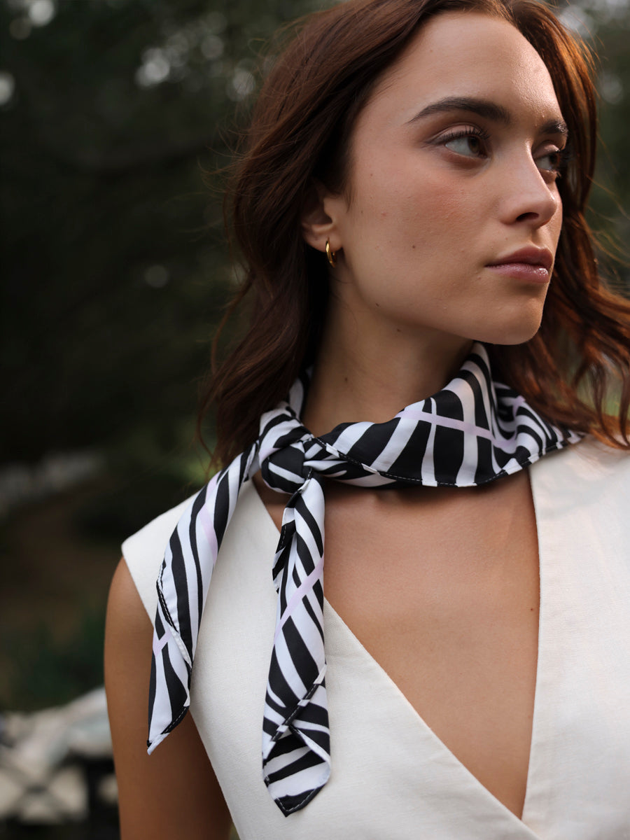 Wild Stripes Zebra-print Tuch