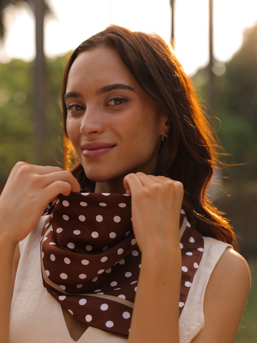 Vintage Dot Brown Tuch